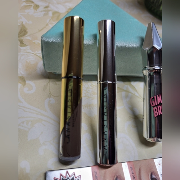 Benefit GimmeBrow 3 & ABH Mini Dipbrow & Brow Gel, NIB - Picture 9 of 11